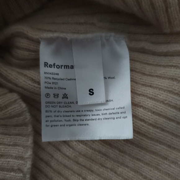 Reformation Victoria Cashmere Turtleneck Sweater in Sand - Picture 5 of 9